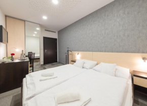 BNC Hotel - Restaurant - Bowling Bratislava